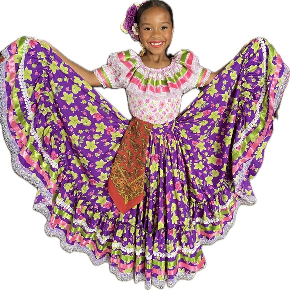 Colima set (folklorico) - Picture 1 of 1